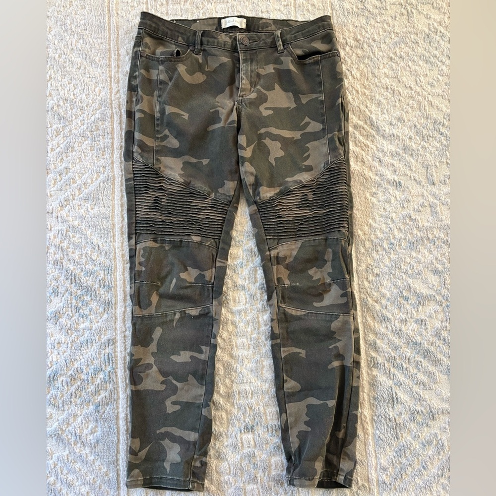 Altar'd State Camouflage Pants